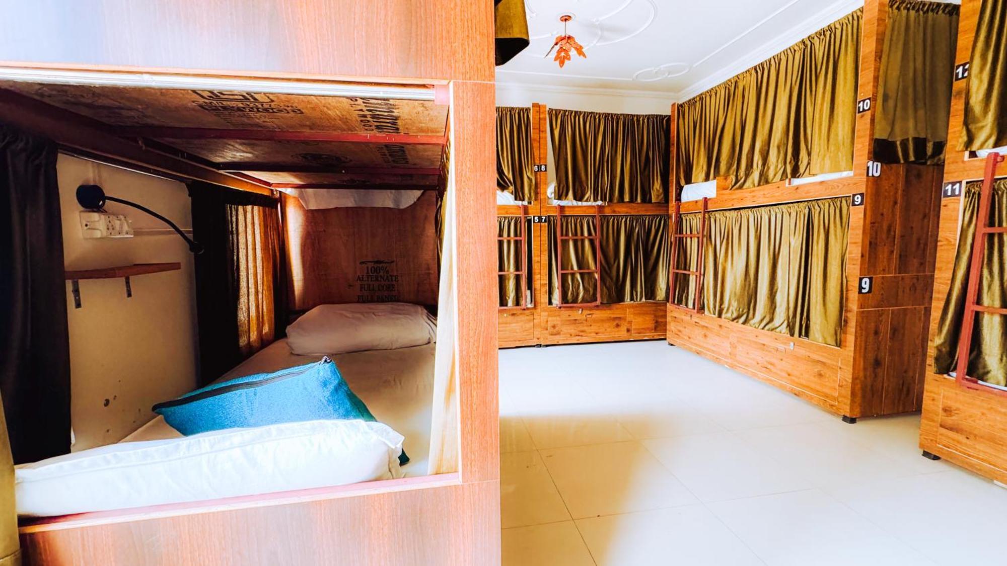 Hot - House Of Travellers, Rishikesh Albergue Exterior foto